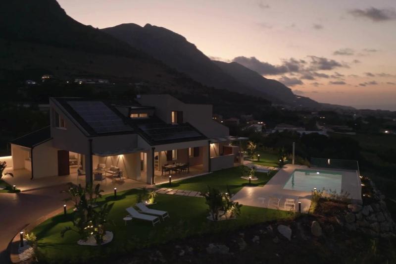 Villa Aversa by PosarelliVillas - image 24