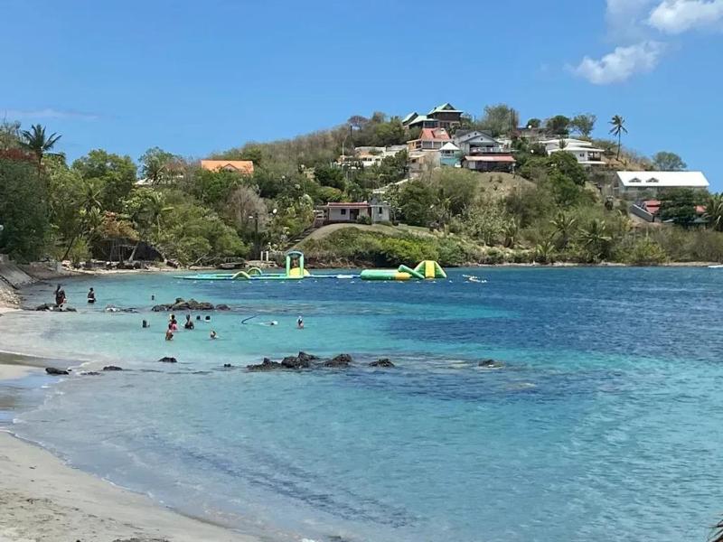 Studio charmant aux Trois-Îlets avec vue mer - image 9
