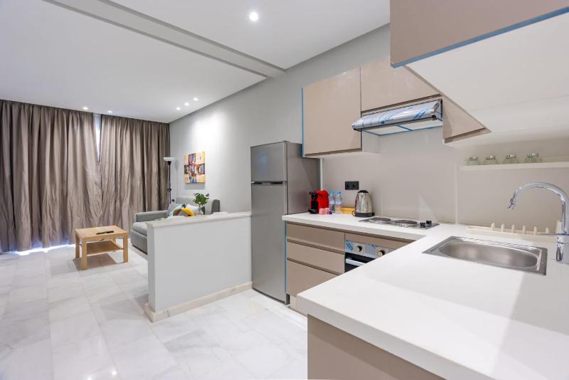Faya Nova- Appart hotel Central Stay - image 12
