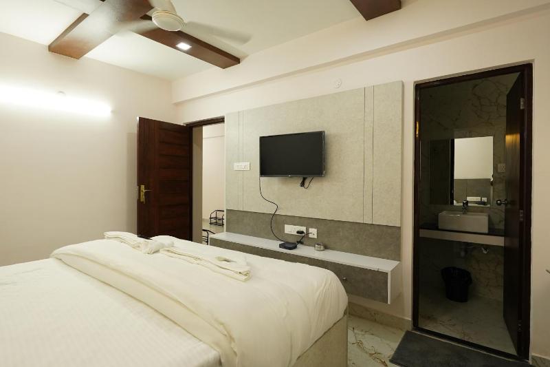 KR Grand Residency - image 15