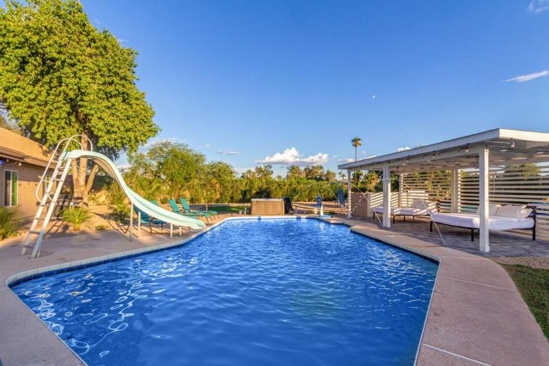 Sweetwater Estate - image 8
