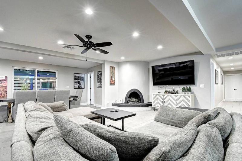 Scottsdalestays 9BDM Multimillion-Pool-Sportscourt - image 21