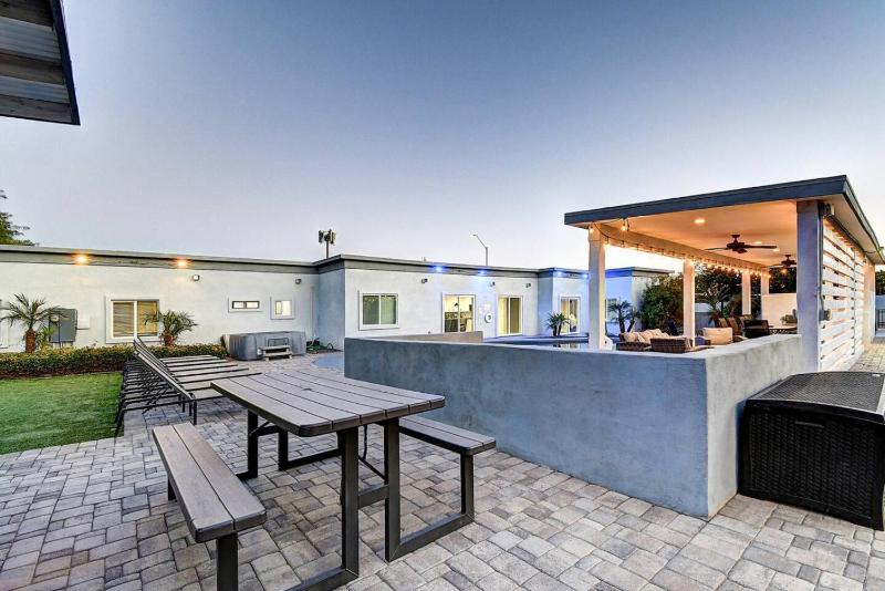 Scottsdalestays 9BDM Multimillion-Pool-Sportscourt - image 12