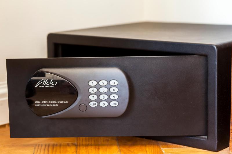 Apartment with Terrace image 2