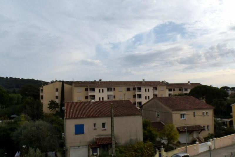 Charming studio with balcony in Sanary-sur-Mer - image 8