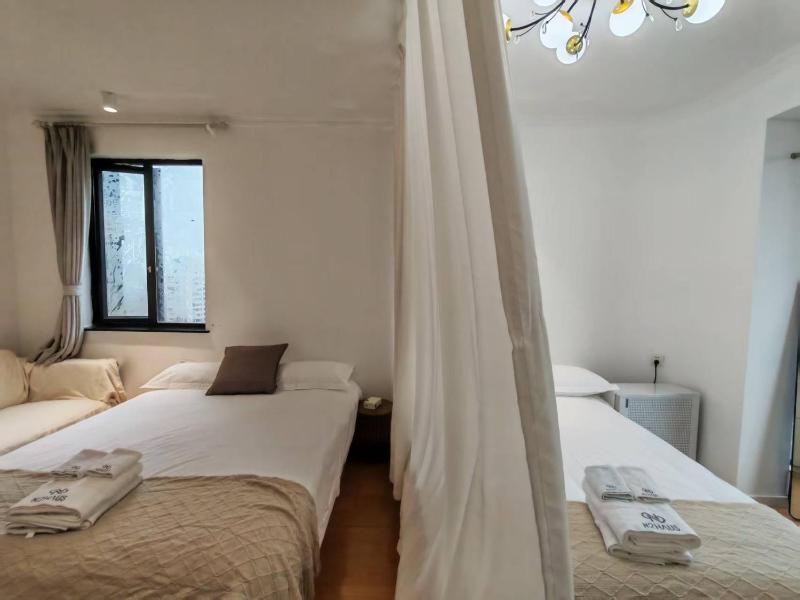 HaiJiao - Downtown Multi-Bed Flat with City-View Windows - image 15