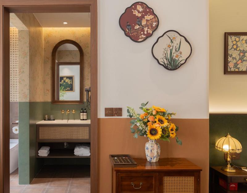 TeaHouse Hotel - image 29