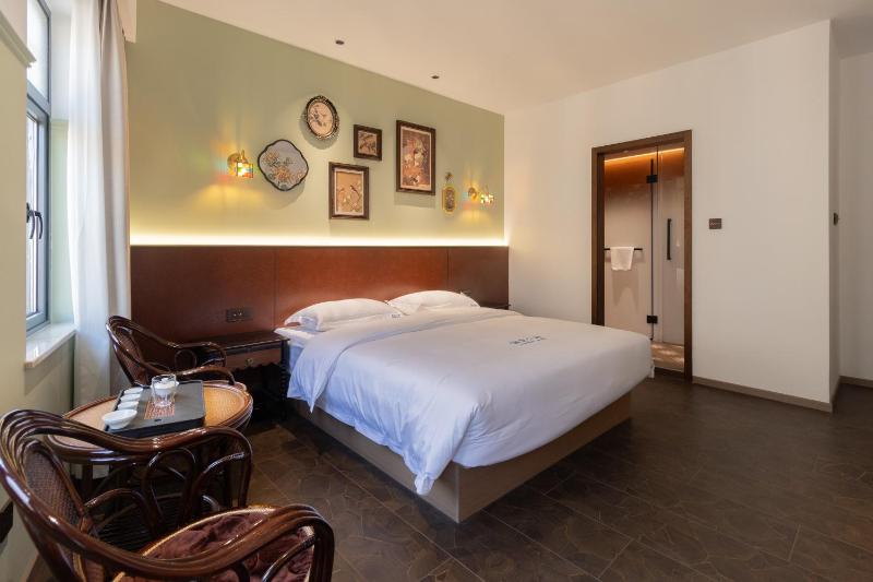 TeaHouse Hotel - image 14