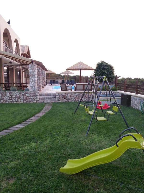 Villa image 2