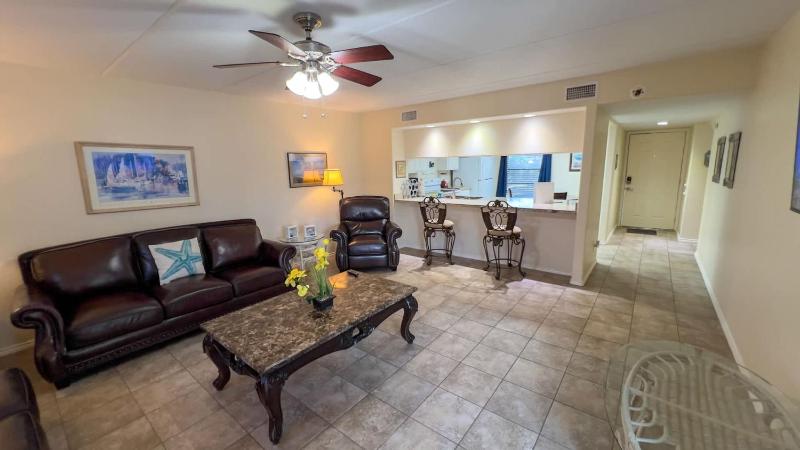 250 Paces to Beach Pool 1st Floor condo - image 25