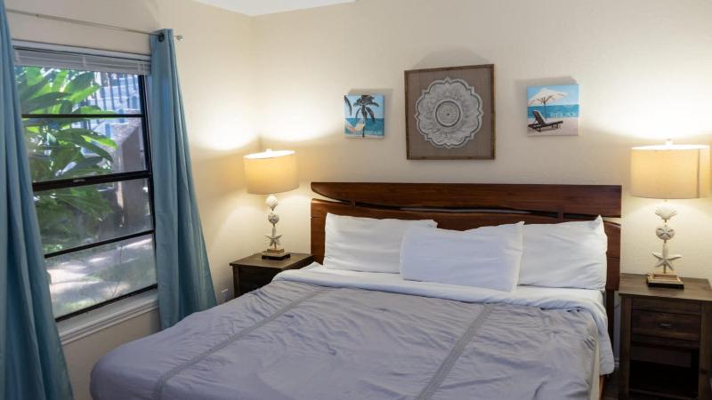 250 Paces to Beach Pool 1st Floor condo - image 18