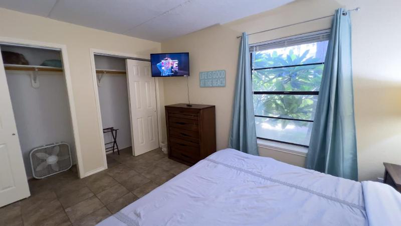 250 Paces to Beach Pool 1st Floor condo - image 43