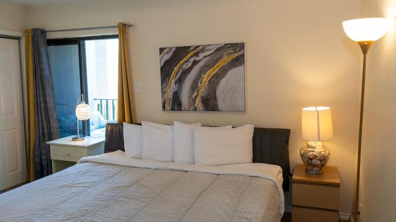 250 Paces to Beach Pool 1st Floor condo - image 38