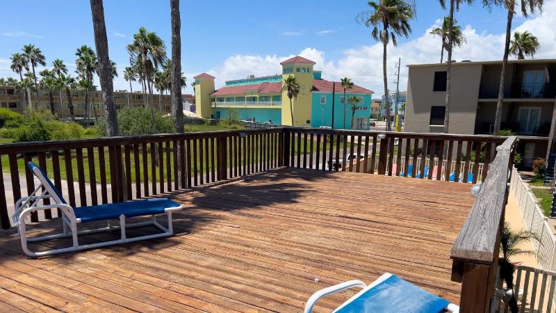 250 Paces to Beach Pool 1st Floor condo - image 36