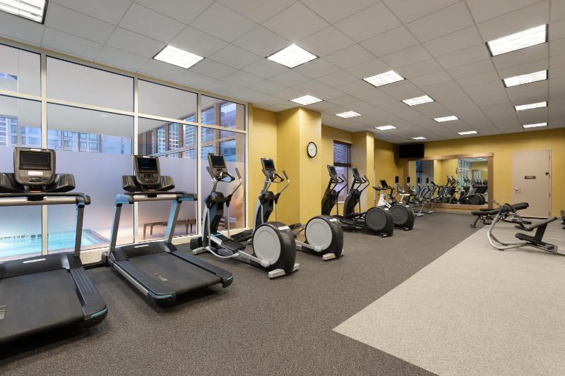 Hilton Garden Inn Chicago Downtown/Magnificent Mile - image 13
