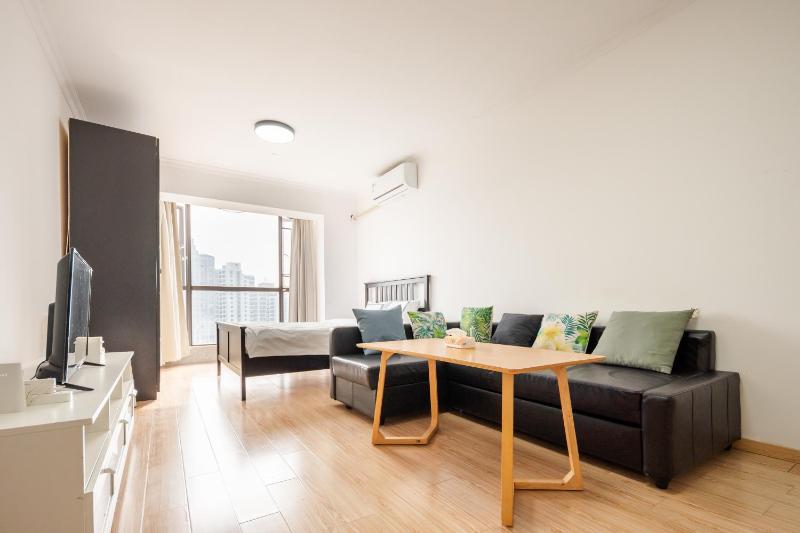 YunYing - Spacious Urban Flat with Panoramic City-View Windows - image 8