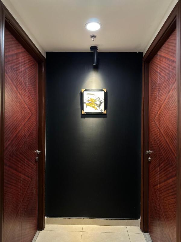 Gold Crest Luxury Serviced Apartments DHA Phase 4 Lahore - image 3