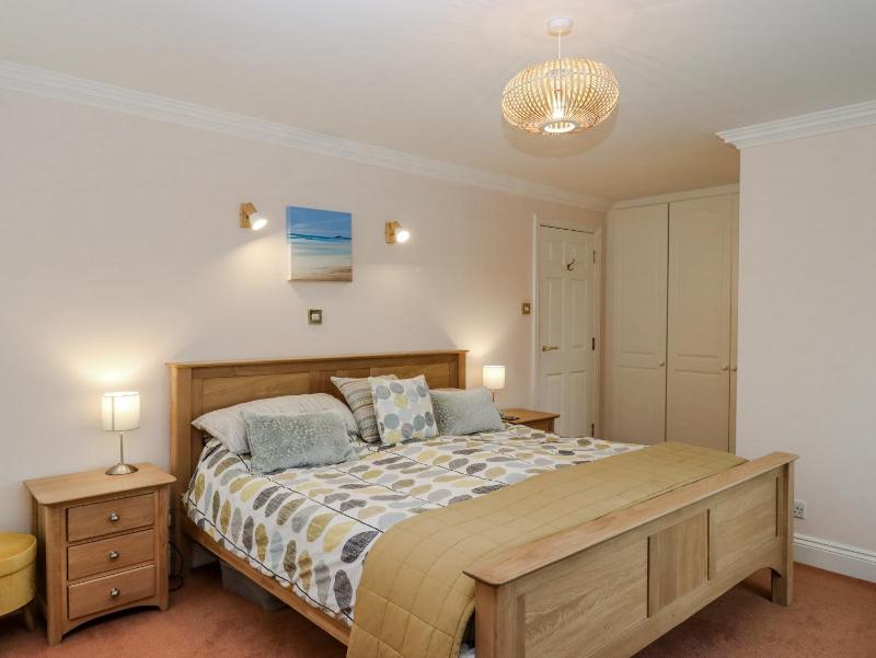 8 Thurlestone Rock - image 21