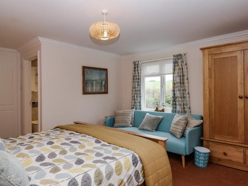 8 Thurlestone Rock - image 16