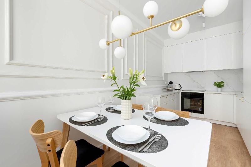 Klimatyzowany Stylowy Apartament Blisko Plaży Taras & Parking by Noclegi Renters - image 21