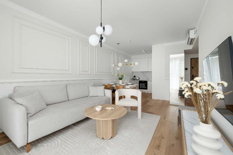 Klimatyzowany Stylowy Apartament Blisko Plaży Taras & Parking by Noclegi Renters - image 17