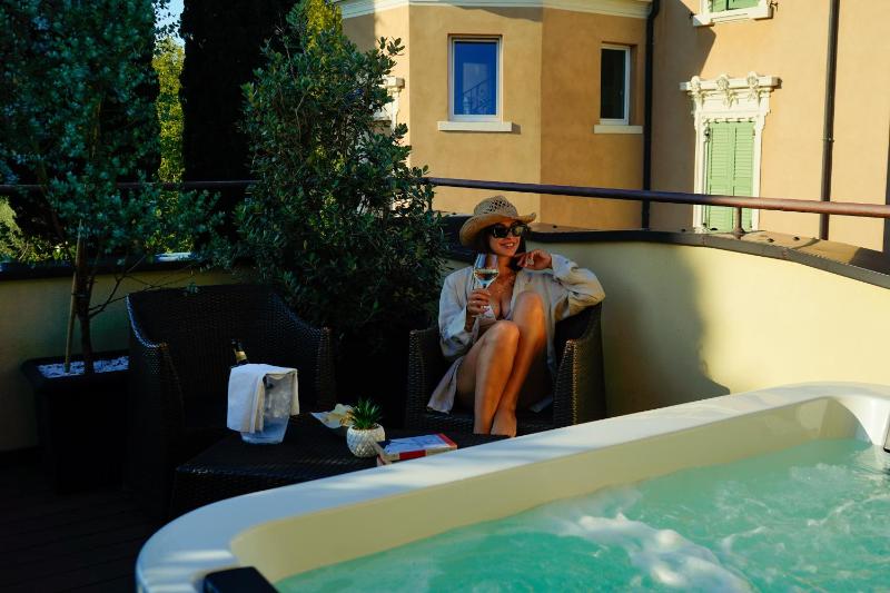The Ziba Hotel & Spa - image 20