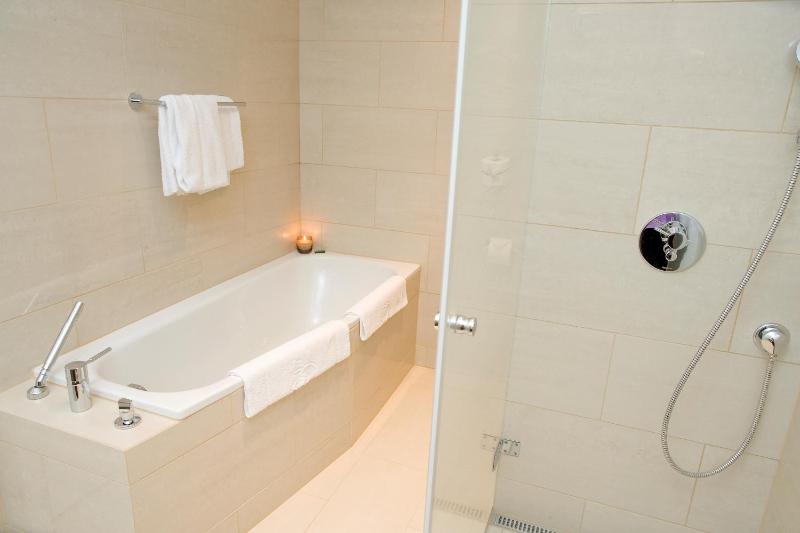 Double Room with Terrace image 2
