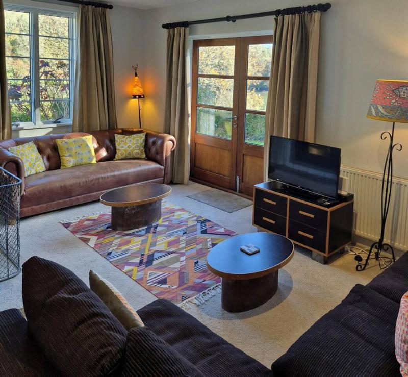 Peaceful Creekside Hideaway with water access. - image 31