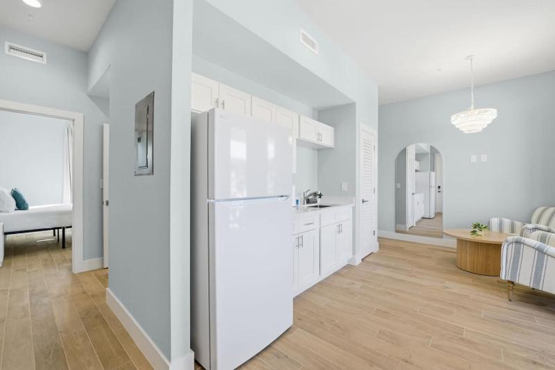 Hotel Vecina - Suite 8 - Pacifica - image 7