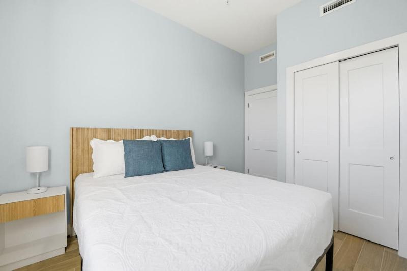 Hotel Vecina - Suite 8 - Pacifica - image 24