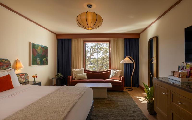 Hotel Daphne - image 14