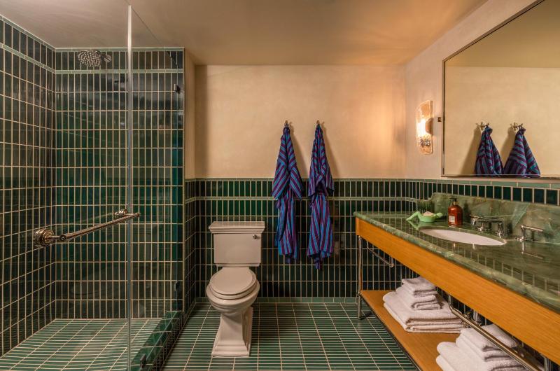 Hotel Daphne - image 12