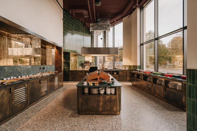 The Cyrus Hotel - image 12