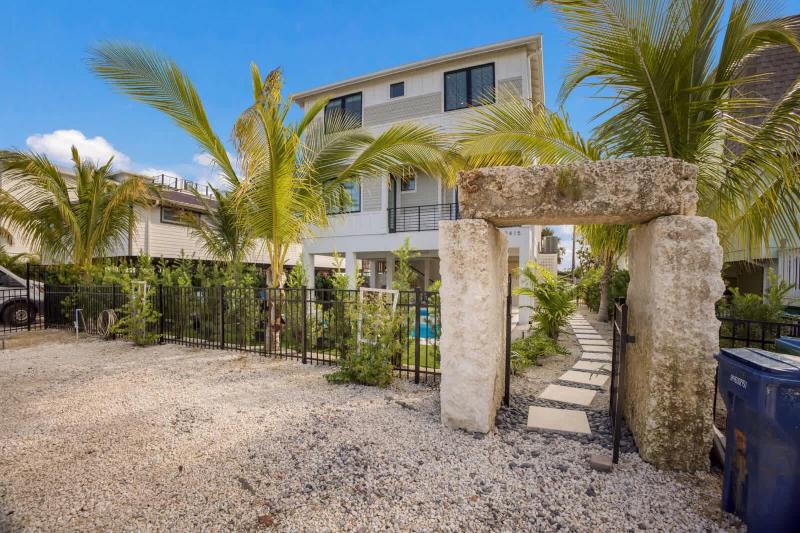 Aqua - Brand New Luxury Beach House on AMI - image 36
