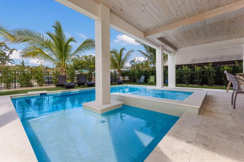 Aqua - Brand New Luxury Beach House on AMI - image 14