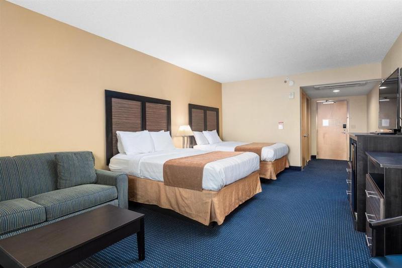 Crystal Beach Hotel - image 44