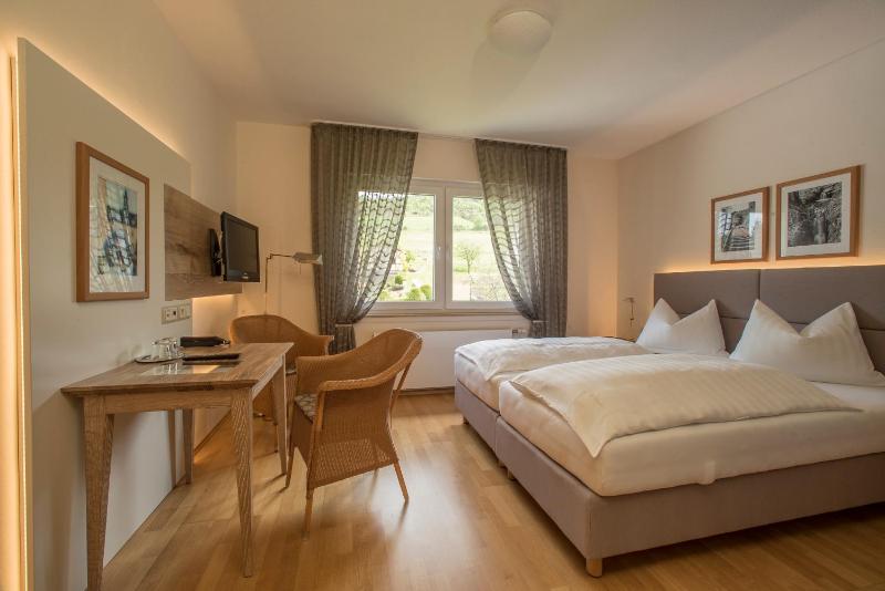 Comfort Double Room image 4