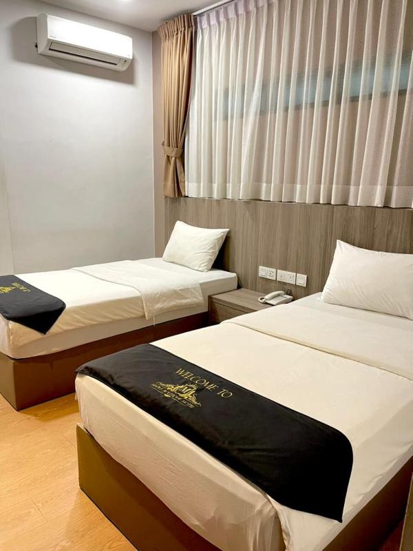 Maple Boutique Hotel - image 17