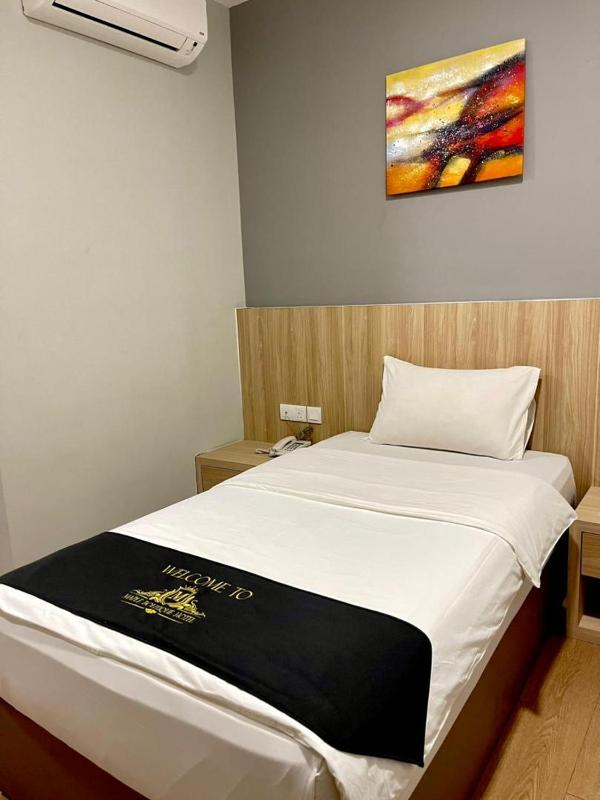 Maple Boutique Hotel - image 27