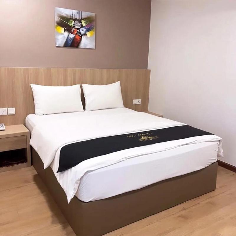 Maple Boutique Hotel - image 24