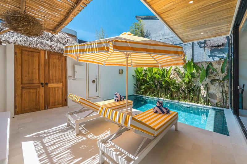 Tropical Mediterranean Villas in Canggu - image 20