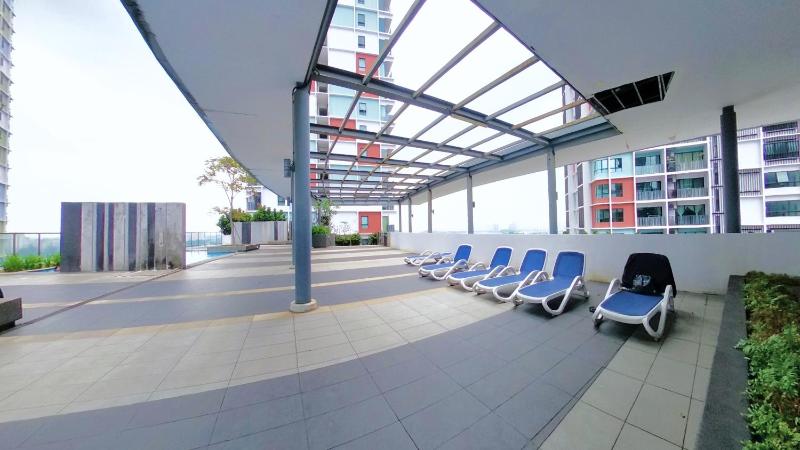Up to 9 Pax I-City ISuite FREE WIFI 50