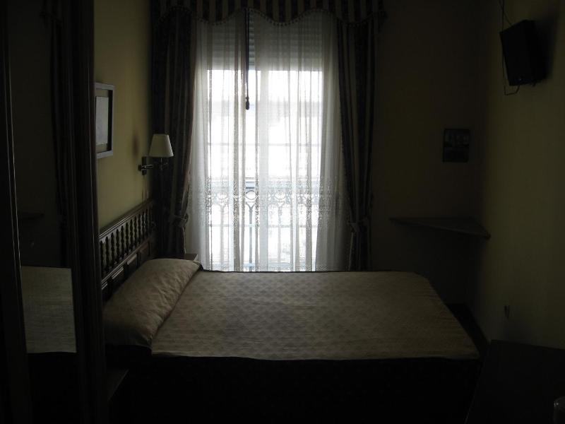 Hostal Casais - image 38