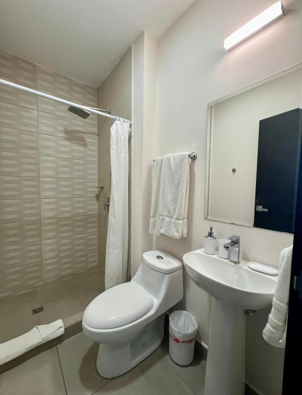 Lux Apartment USA Embassy In Blvd Morazan - image 4