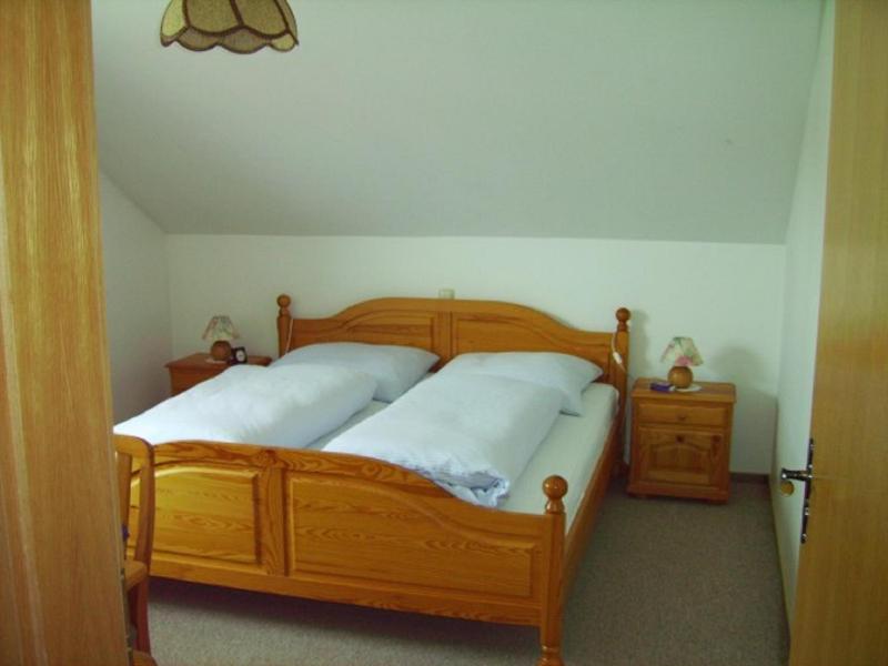 Double Room image 3