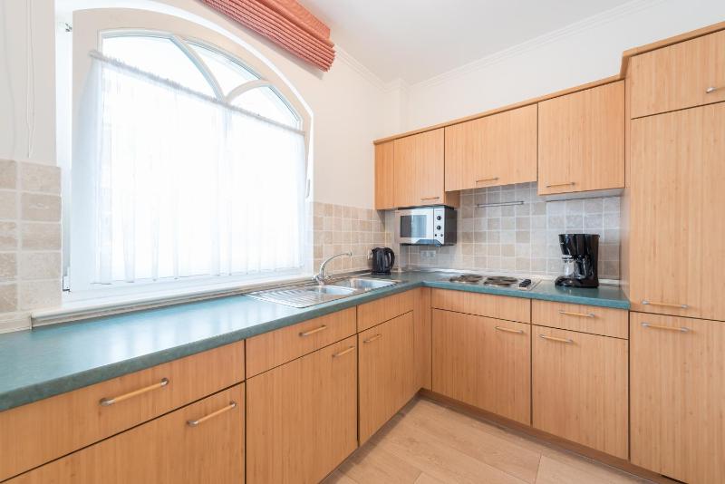 3-Room Apartment with Balcony image 2