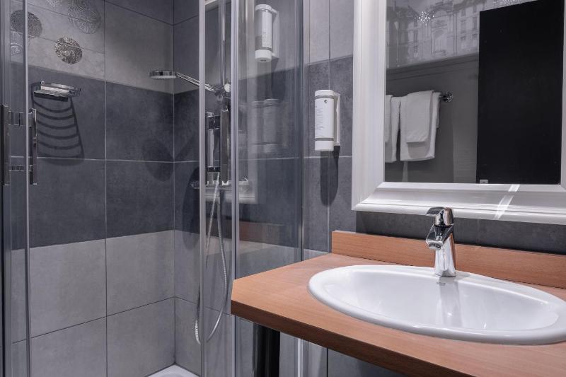 Hotel Des Lices Rennes Centre - image 7