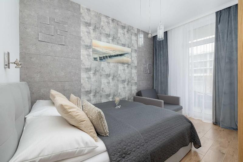Ku Morzu Przytulny Apartament Blisko Plaży Parking & Balkon by Noclegi Renters - image 20