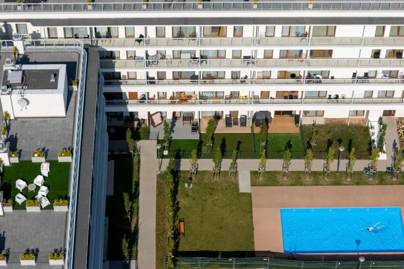 Ku Morzu Przytulny Apartament Blisko Plaży Parking & Balkon by Noclegi Renters - image 6