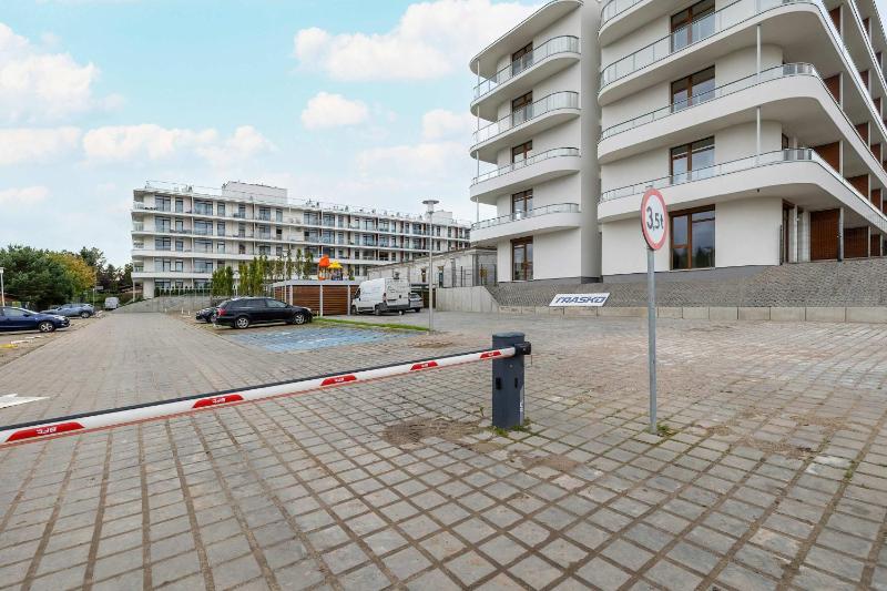 Ku Morzu Przytulny Apartament Blisko Plaży Parking & Balkon by Noclegi Renters - image 25